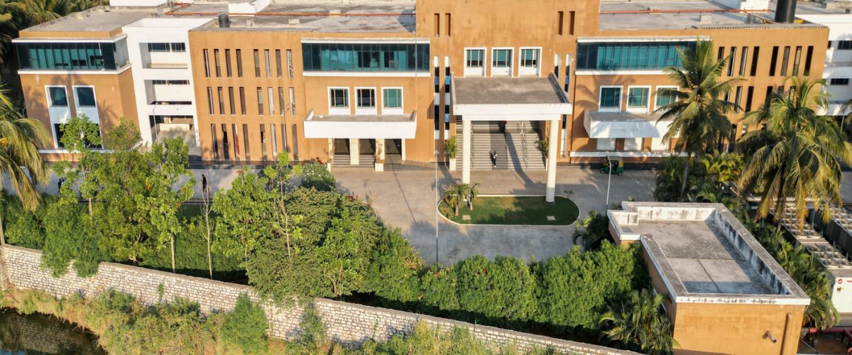 nmims1